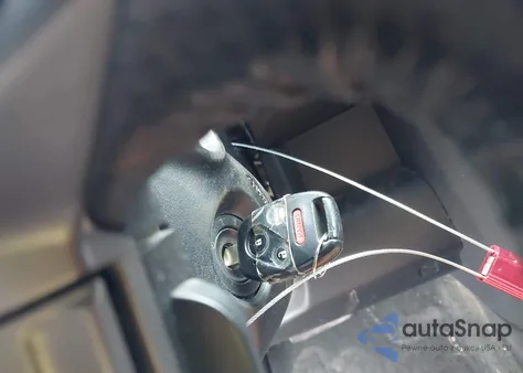 2015 Honda Pilot Touring z USA, uszkodzony, nr VIN 5FNYF4H90FB058793